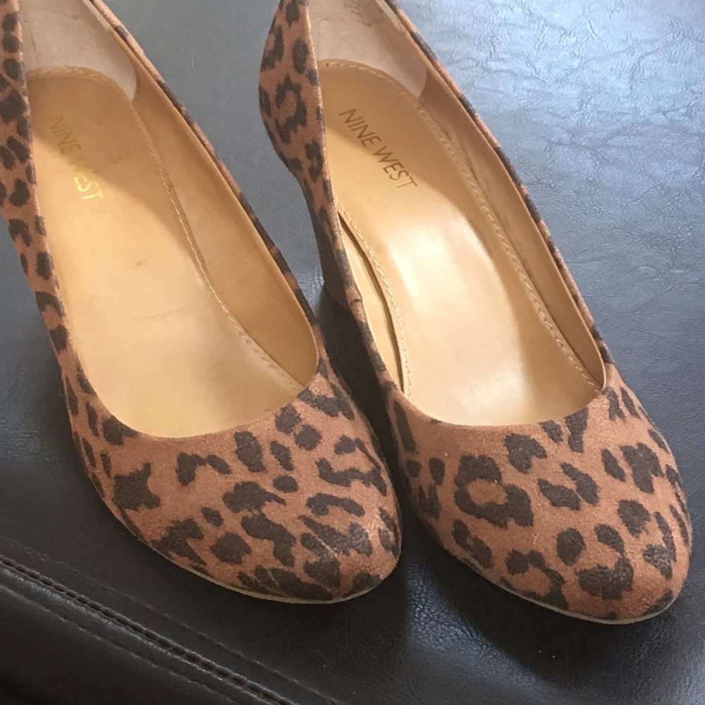 Nine West leopard print shoes